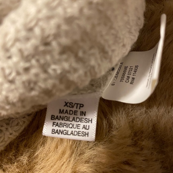 Seven Sisters Sweater Oversized - Picture 6 of 6